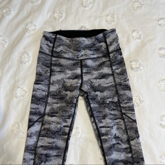 Lululemon Full Length Leggings - Picture 7 of 16